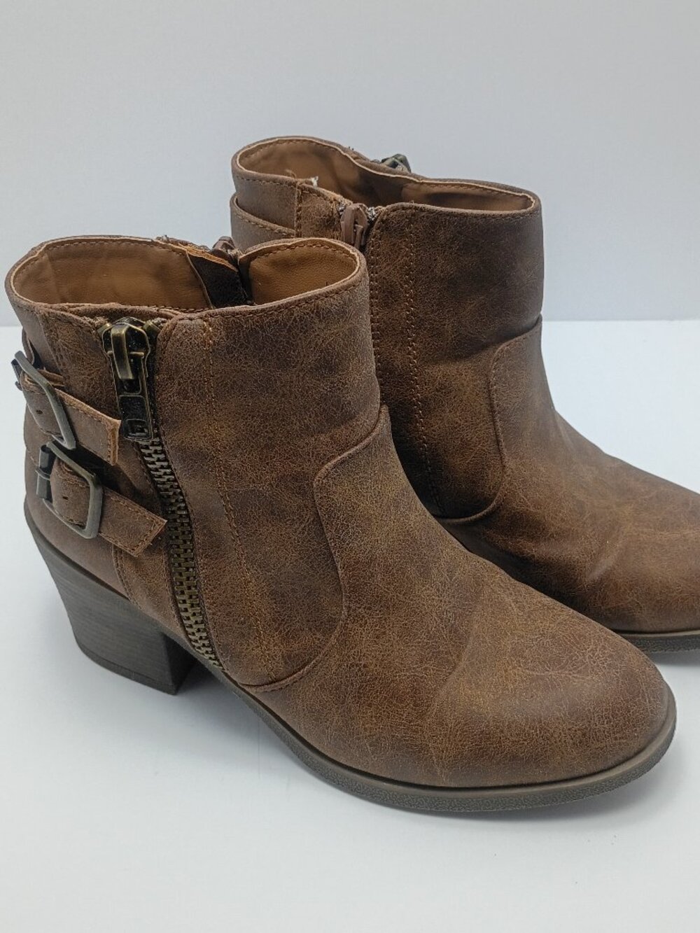 Bamboo Boots Brown Booties Size 7  Shoes Women's